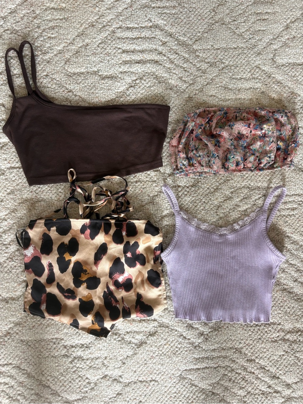 Set of 4 Crop Tops-Like New Size XS/S (fits 32-34 B-C)